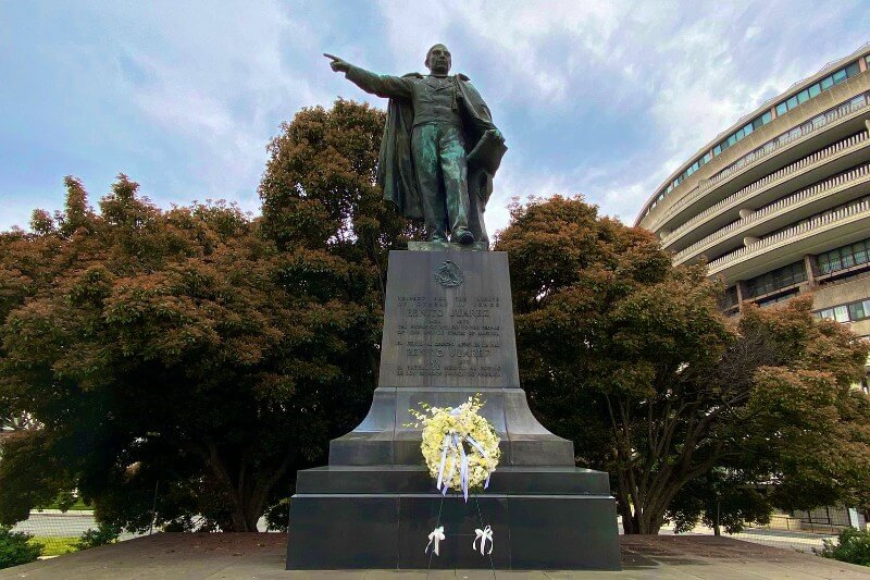 Base de la estatua