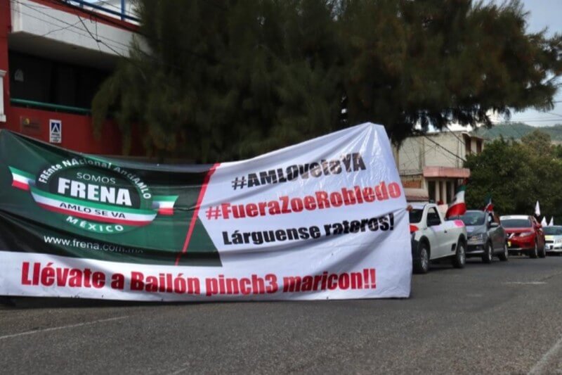 Un grupo de oaxaqueños llevaron a cabo la quinta quinta caravana del Frente Nacional AntiAMLO