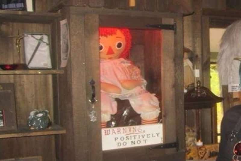 Desmienten que Annabelle escapó del museo Warren