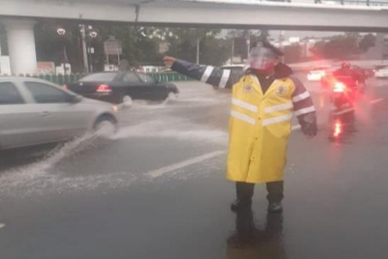 POLICÍA-OPERATIVO-LLUVIAS-CDMX