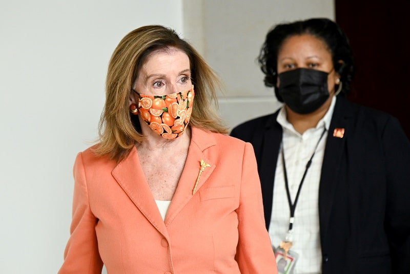 nancy-pelosi-paquete-de-ayuda-covid-19