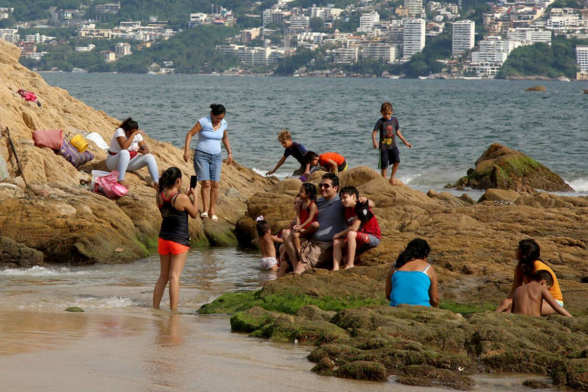 “Yo en lo personal sería de la idea de cerrar las playas en lo que resta del mes de noviembre para que haya una mitigación del contagio"