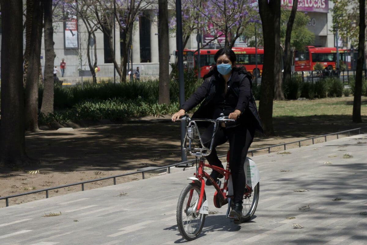 En cuanto a la temperatura, la máxima será de 26°C alrededor de las 15:00 horas