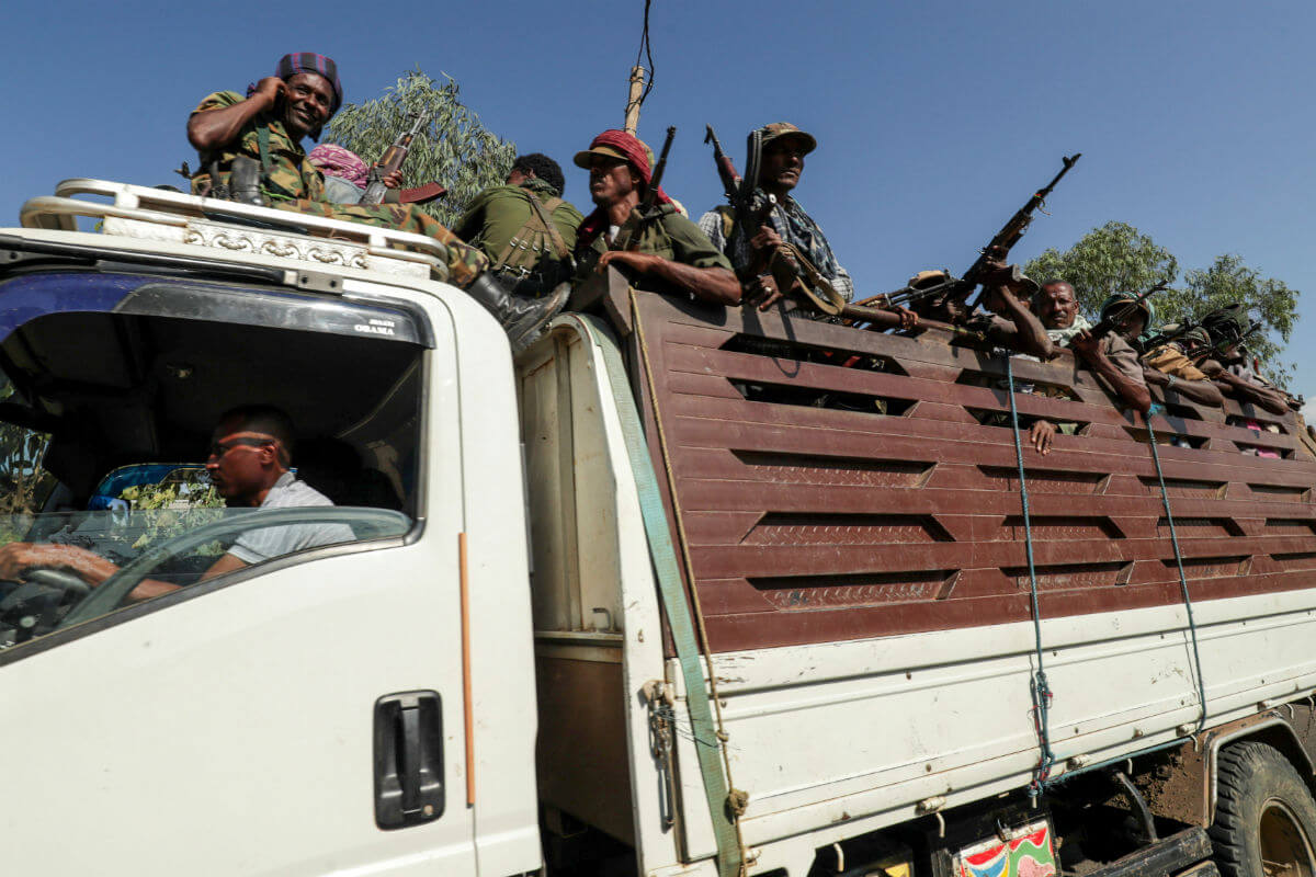 La violencia se produce en medio de una guerra de 12 días entre el gobierno etíope y la agitada región de Tigray en el norte del país