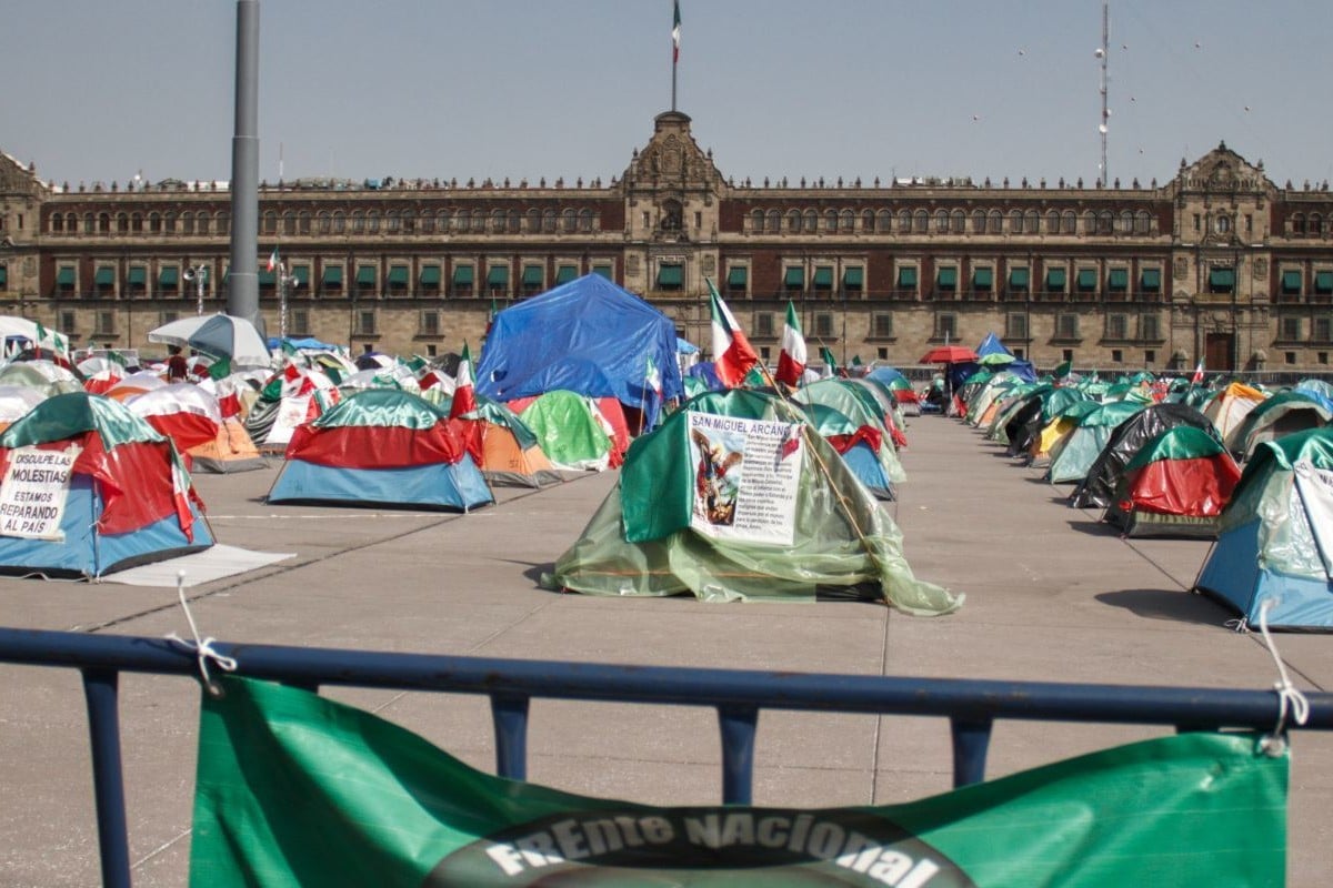 campamento de Frena en el Zócalo