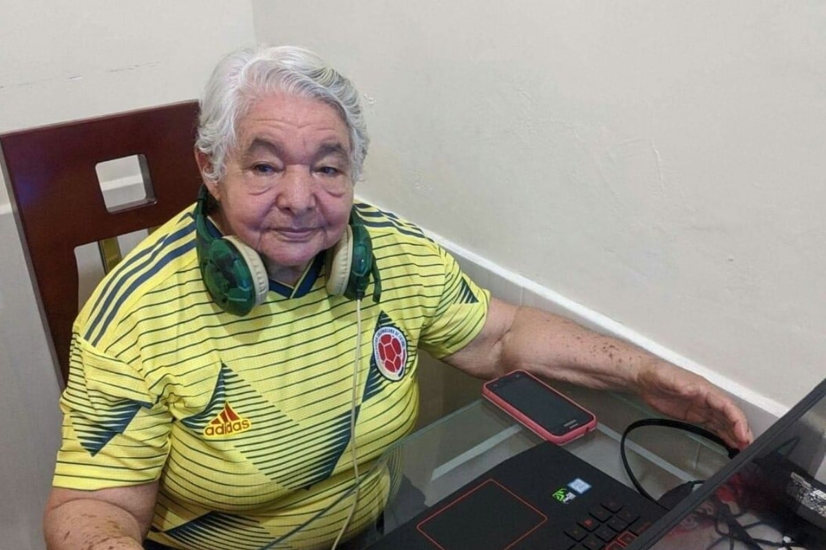 La Abuelita Streamer