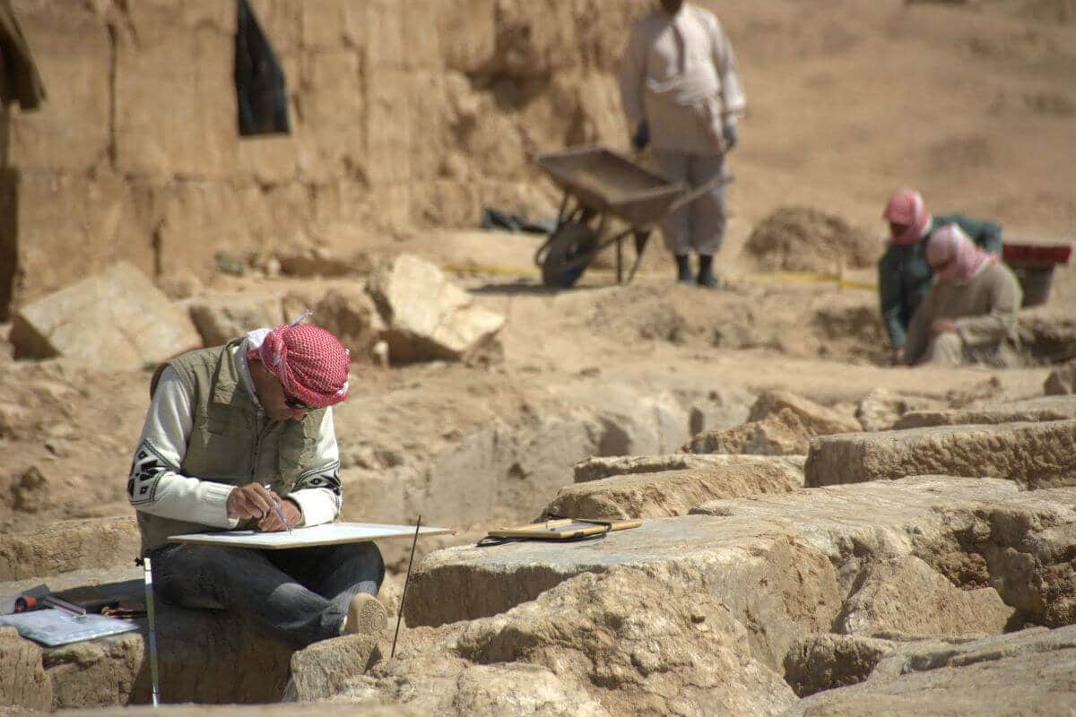 "Nunca imaginamos que, junto al Homo sapiens, un Homo arcaico rondara la tierra en una fase tan avanzada de la historia humana"