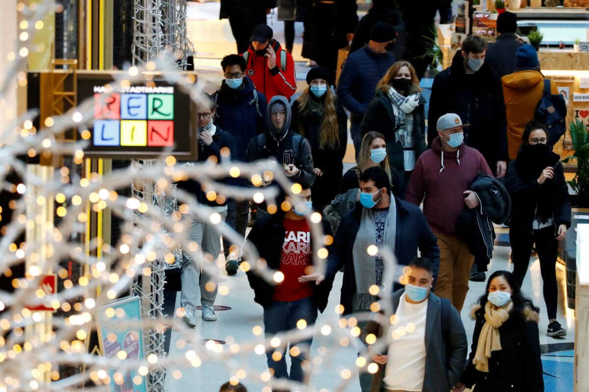 La mayoría de los economistas espera que los mercados laborales tarden un año o más en volver a algo parecido a la era prepandémica