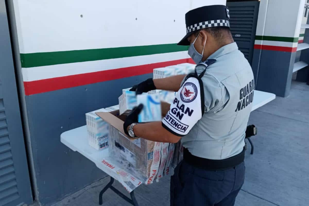 En esta inspección también fueron identificadas otras 30 cajas de cartón, cada una con cinco cápsulas de medicamento controlado