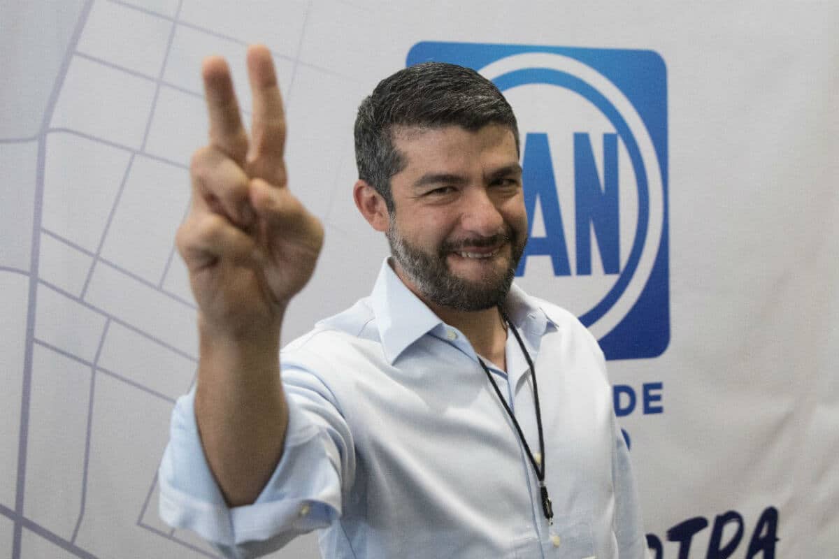 El diputado local panista inicia encuentros con la militancia blanquiazul a través de las redes sociales