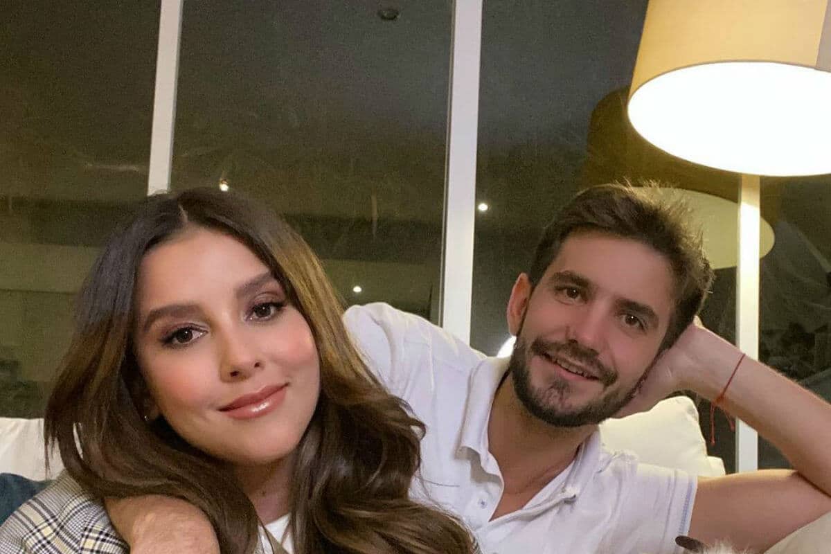 "Aunque @paulinagoto y yo queremos ser papás algún día, todavía no no toca"