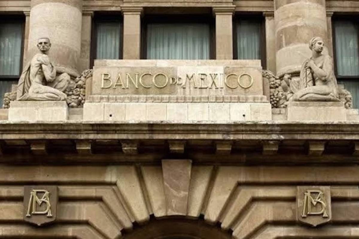 El saldo del financiamiento a los estados y municipios, con una participación de 4% del financiamiento otorgado por la banca comercial