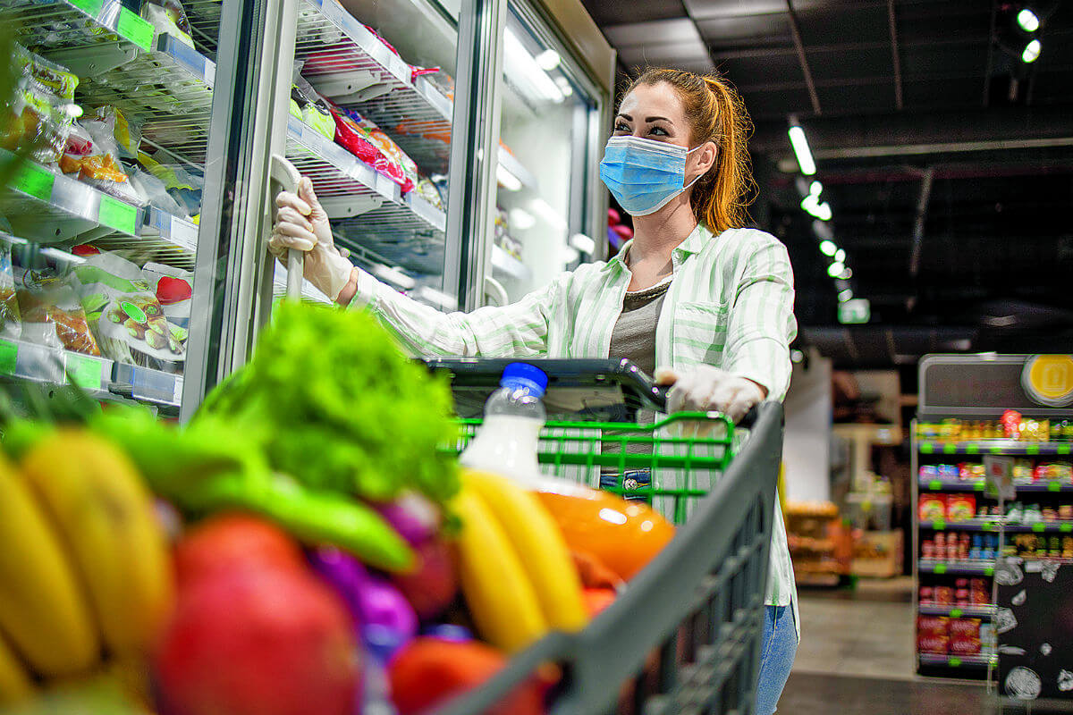 A nivel anual, las ventas de comercios como los supermercados cayeron 7.3% durante octubre