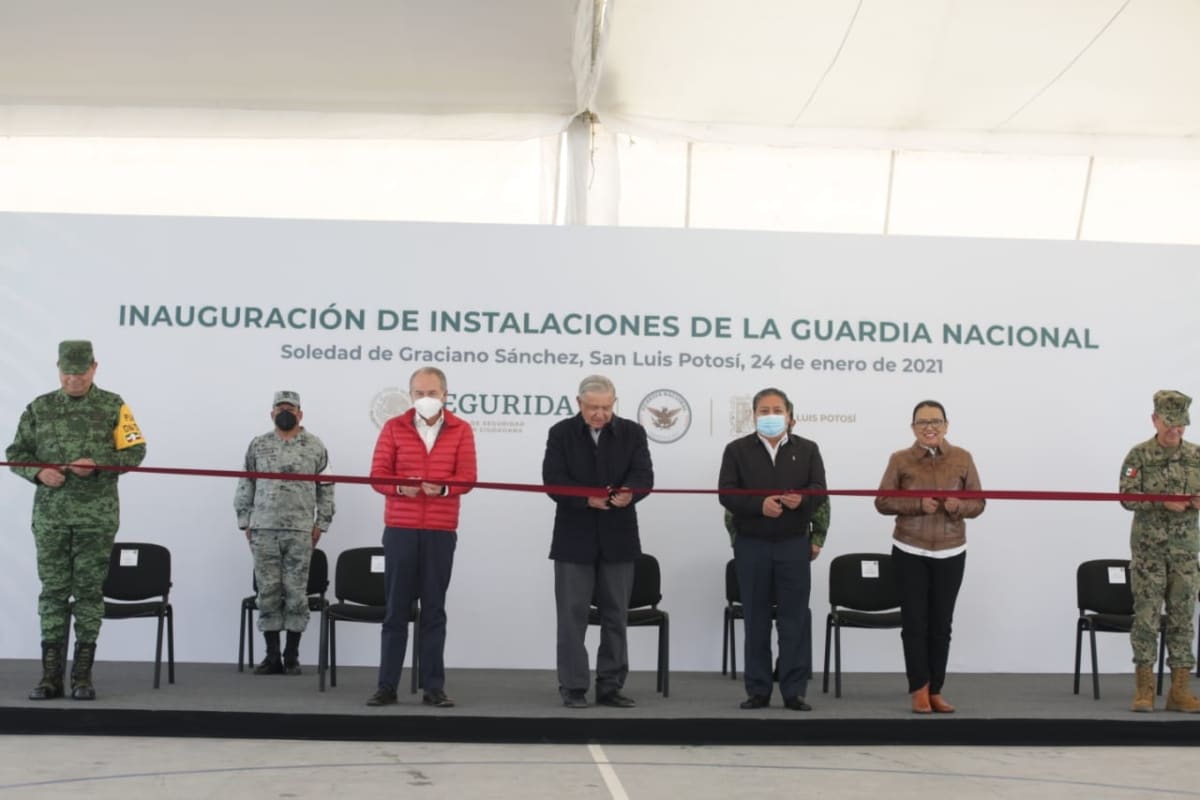 En esta zona se construyen de tres escuelas públicas, de preescolar, primaria y secundaria, para garantizar una educación de calidad entre niños, niñas y adolescentes