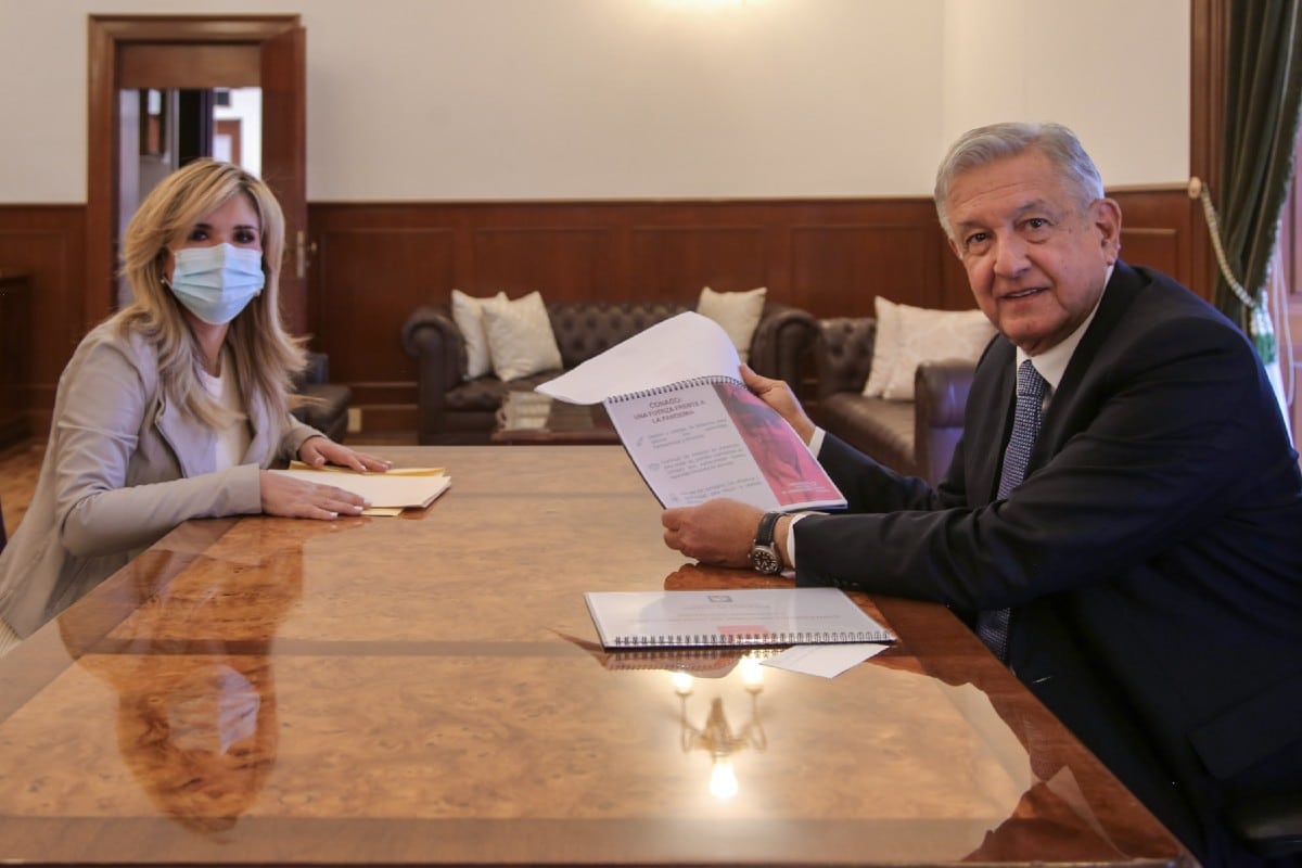 AMLO y Claudia Pavlovich