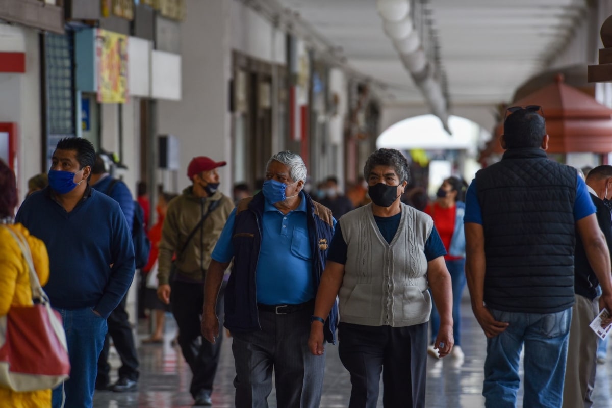 Incluso dijo que en el hospital donde labora, ya están en alerta ante el posible repunte que pudiera darse por las próximas vacaciones de Semana Santa