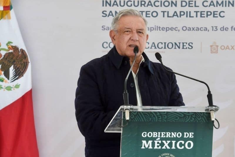 El pueblo me fortalece, asegura AMLO