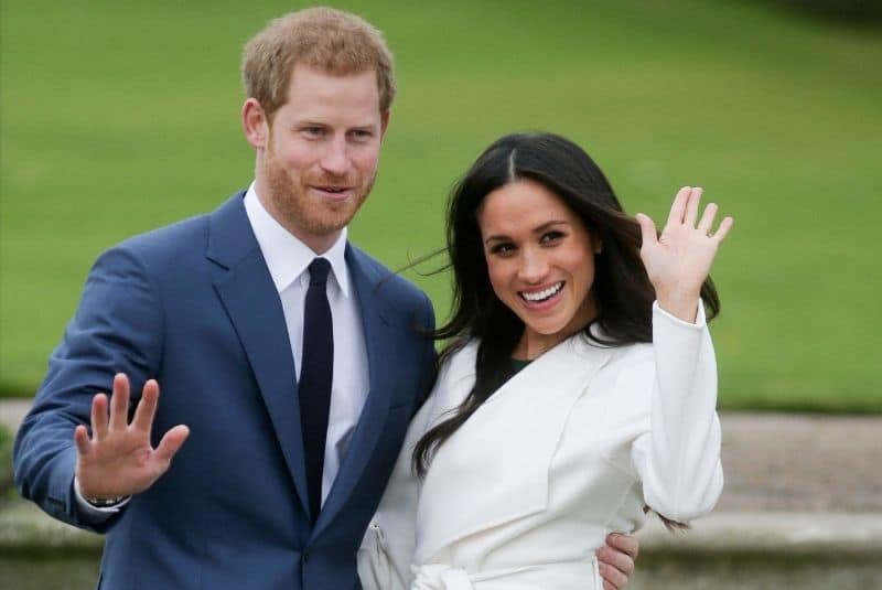 El príncipe Enrique y su esposa Meghan pierden sus últimos títulos reales