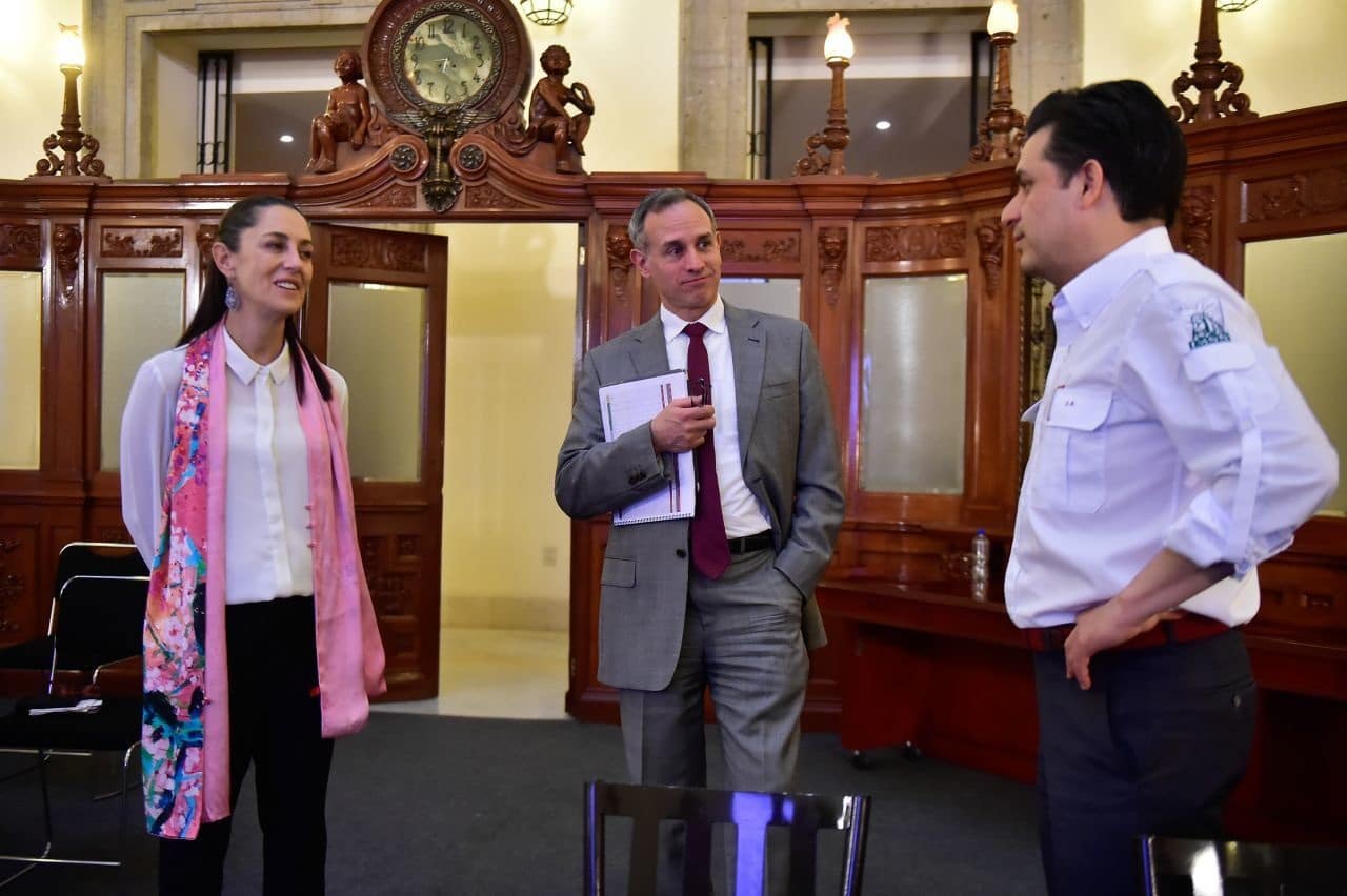 Hugo López-Gatell, Zoé Robledo y Claudia Sheinbaum Pardo participaron en el informe diario sobre el avance de Covid-19