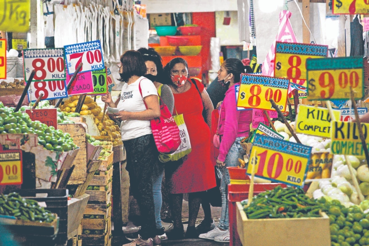 Los empresarios ven cautela de los hogares y un menor consumo ante la pandemia por el Covid-19