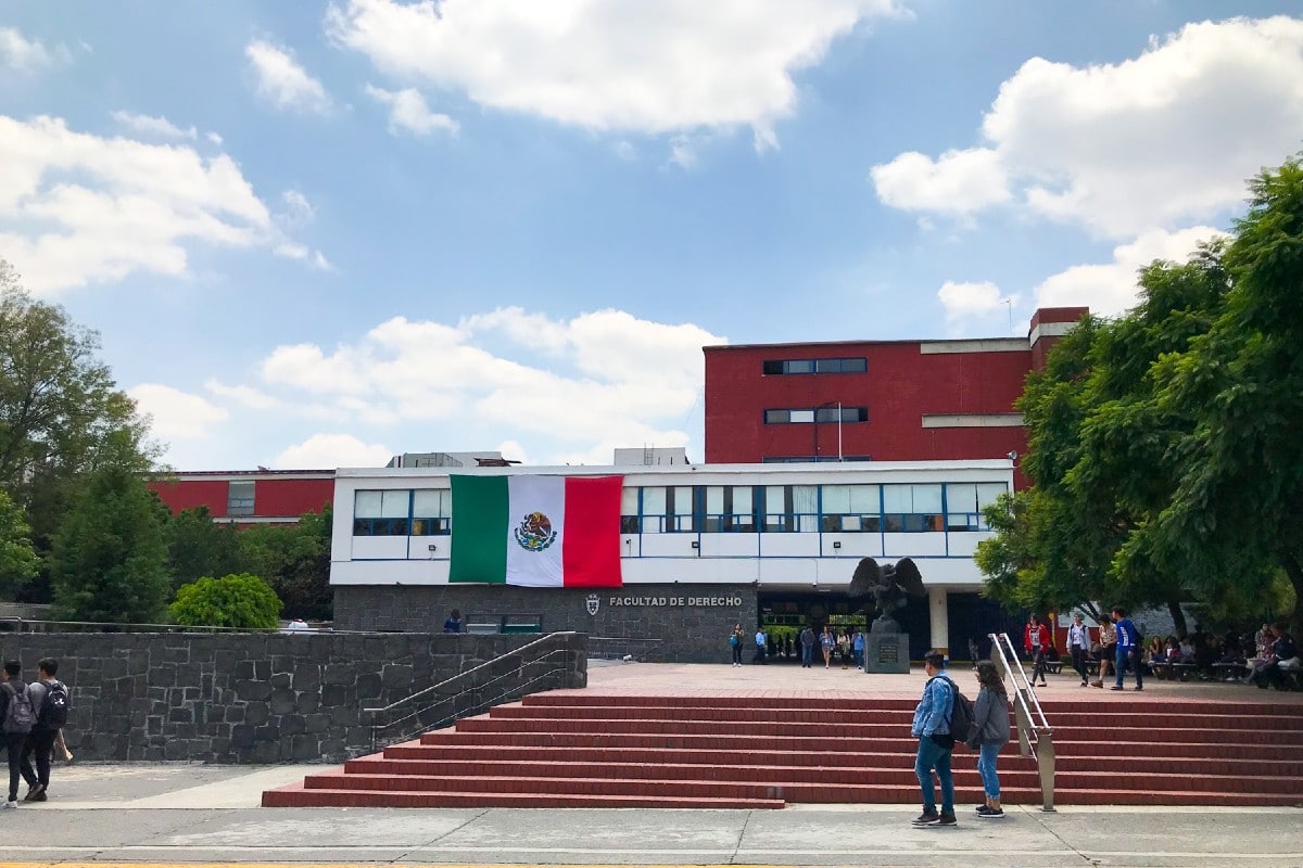 Facultad de Derecho