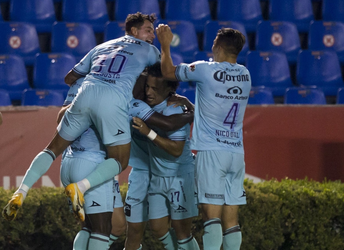 Los de Mazatlán festejan su triunfo ante Tigres