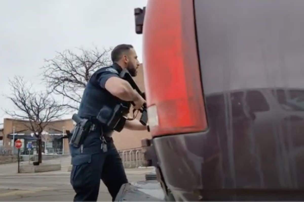 Reportan tiroteo en centro comercial en Colorado