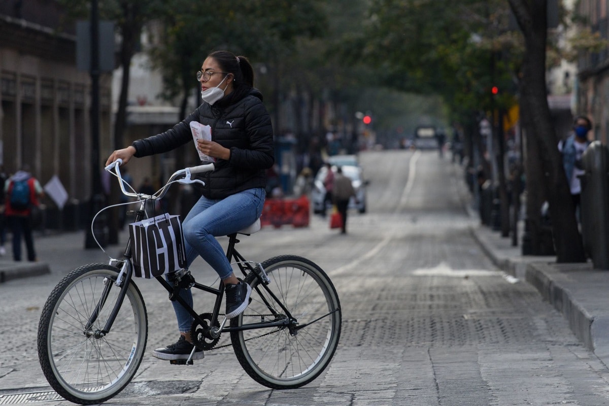 Costo de vida, desempleo y cambio climático, entre las principales preocupaciones de Gen Z y millennials.