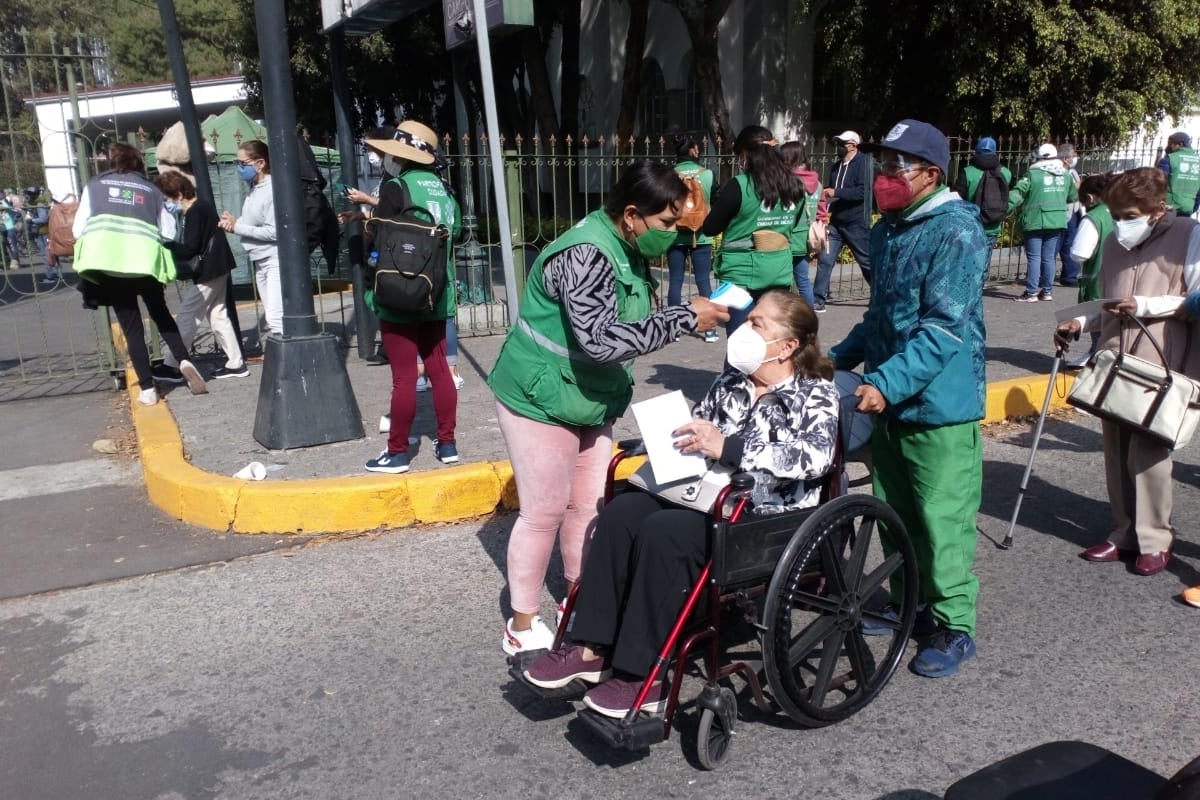 En Campo Marte, inicia la tercera etapa de vacunación contra el covid-19 para adultos mayores