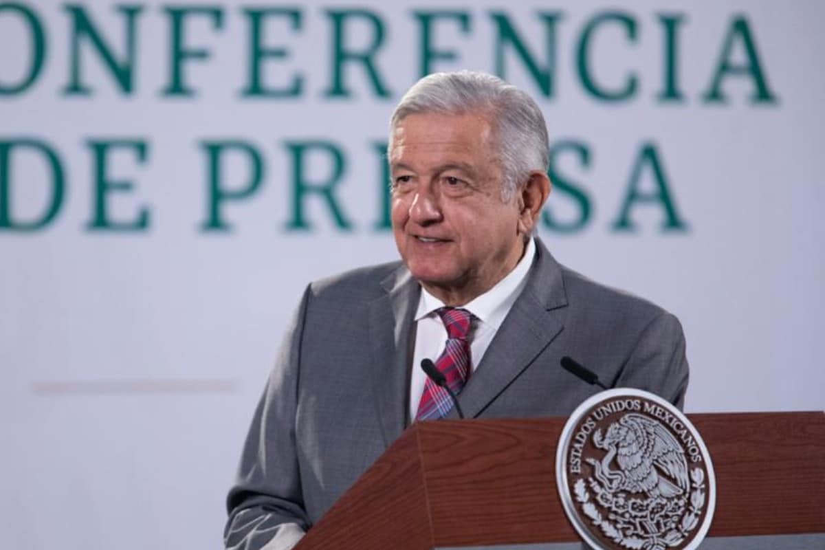 AMLO subrayó que se avanza con el plan nacional de vacunación, que incluye a los médicos privados.