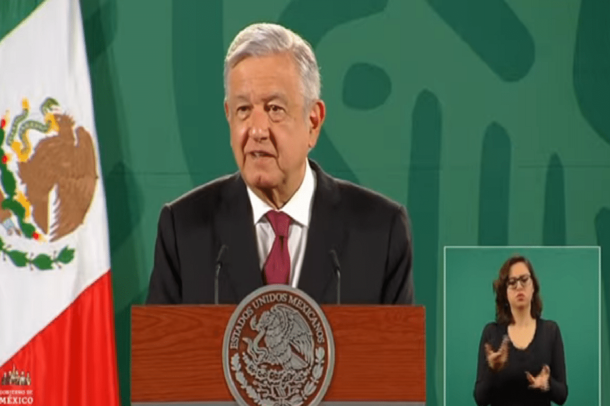 Mañanera de AMLO desde Palacio Nacional