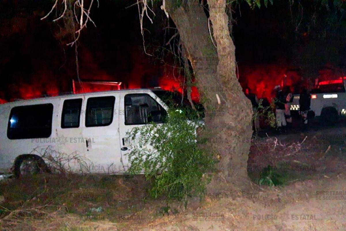 Camioneta con Huachicol