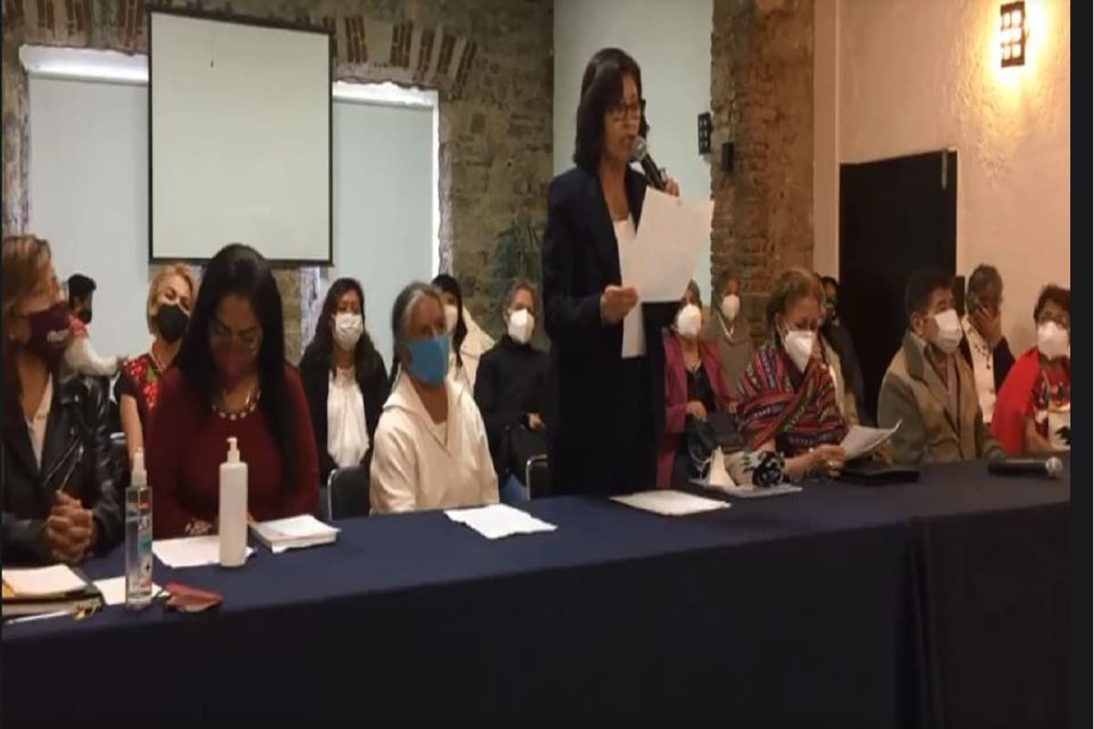 Las militantes acusaron que el partido ha trasladado a lo peor del PRI y del PAN.