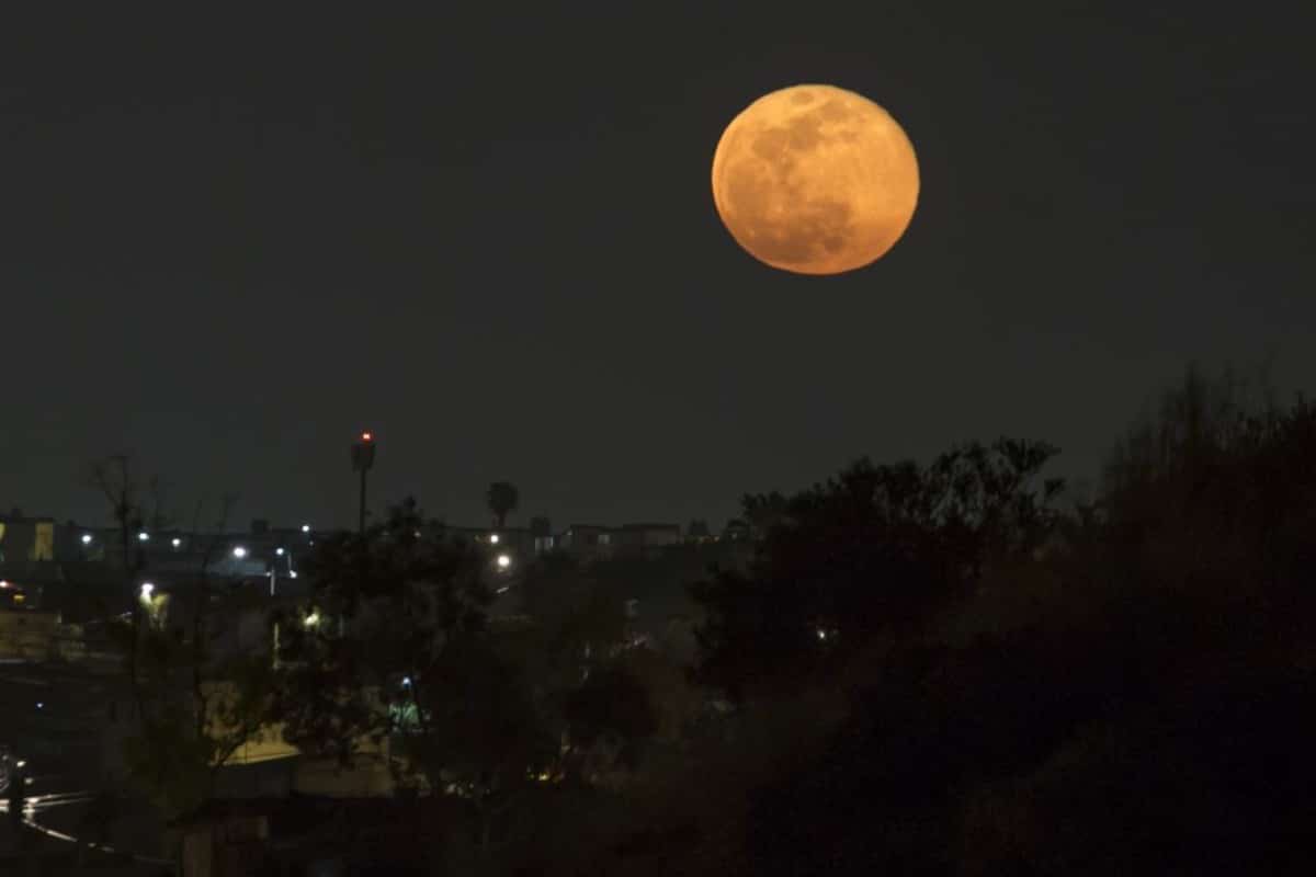 Superluna Rosa