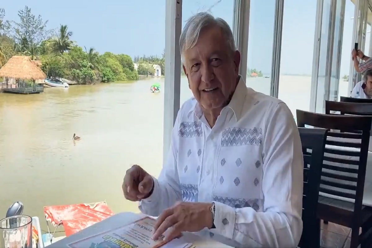 En plena veda electoral AMLO viajó a Veracruz