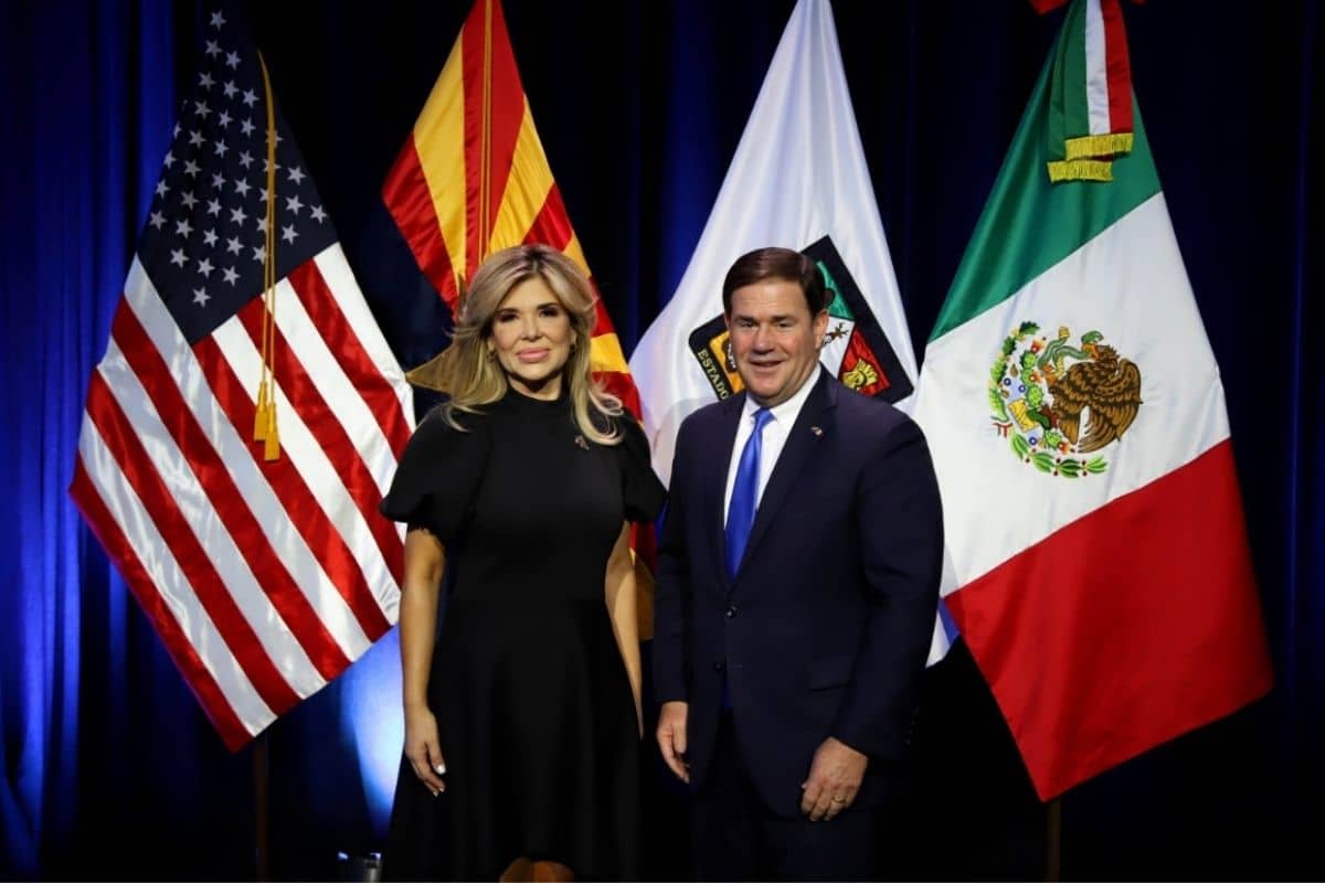 Claudia Pavlovich se reune con gobernador de Arizona para valorar trabajo conjunto de la comisión Sonora-Arizona