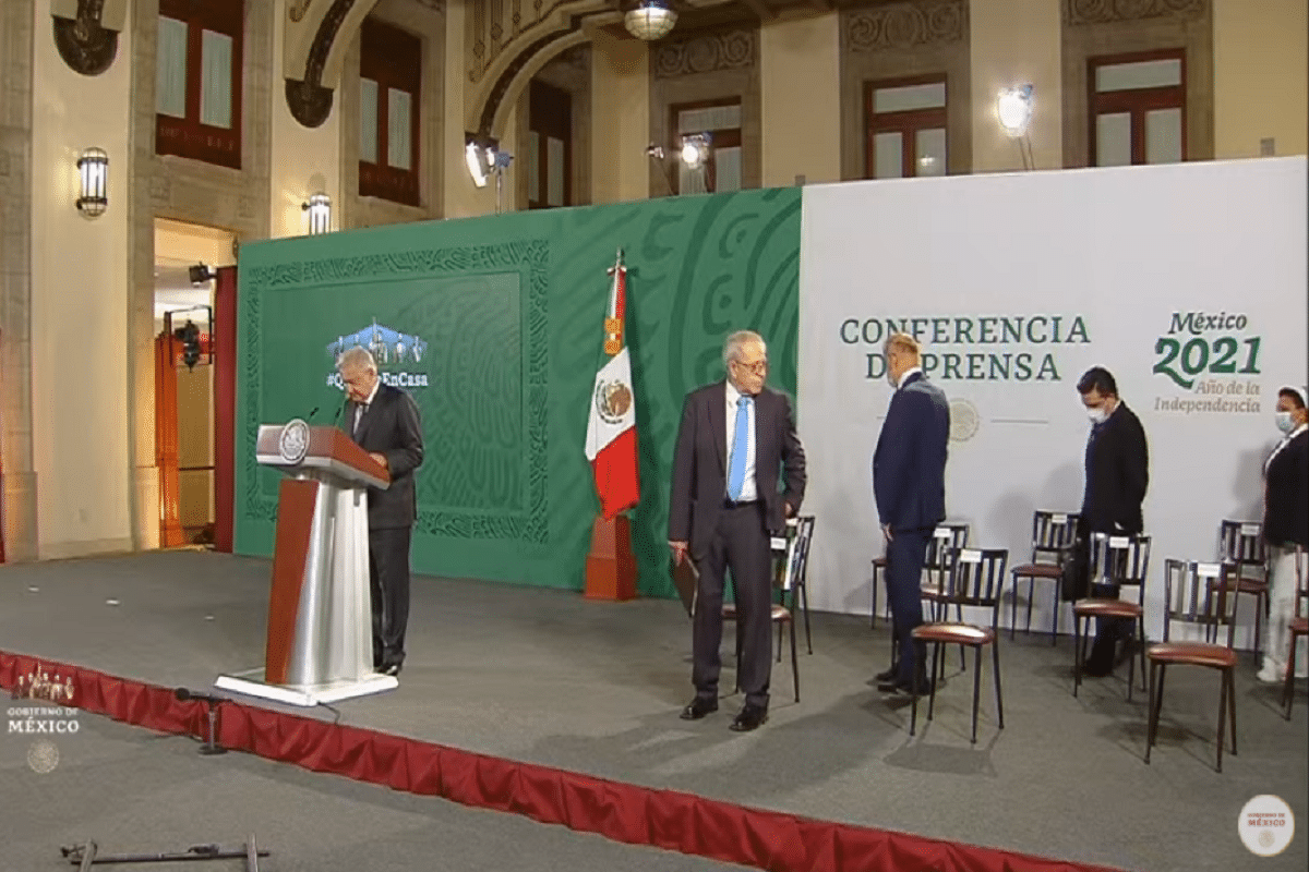 La mañanera de AMLO desde Palacio Nacional