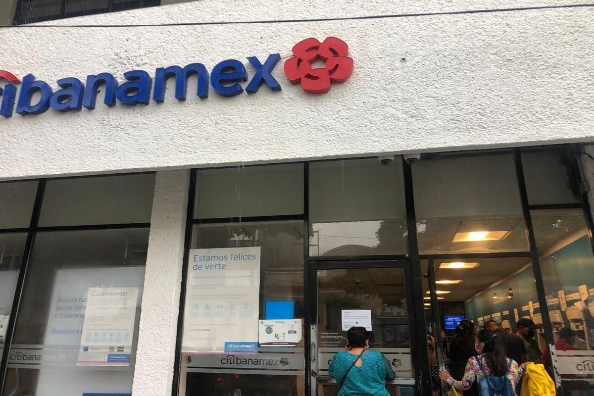 Banamex cerrado por Covid-19