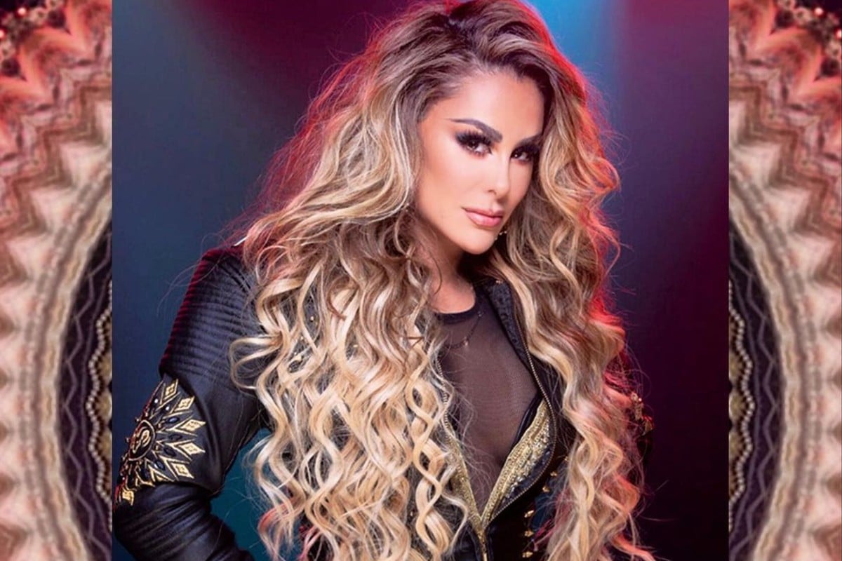 Ninel Conde fue criticada por el uso de Photoshop.