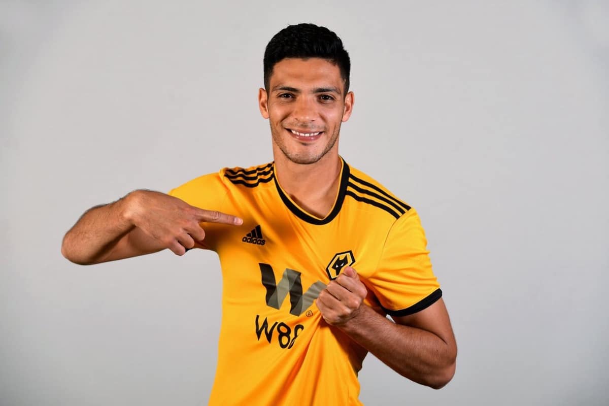 Raúl Jiménez cumple tres años con los Wolves