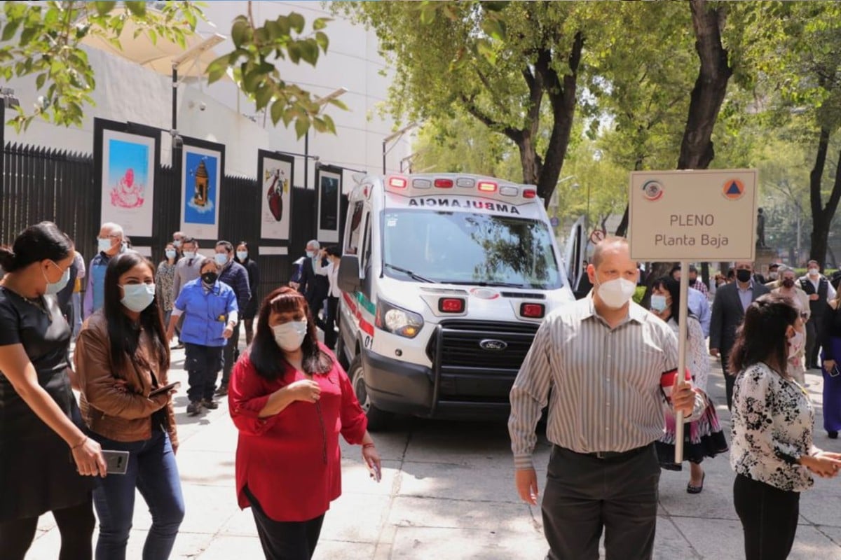 Simulacro en el Senado