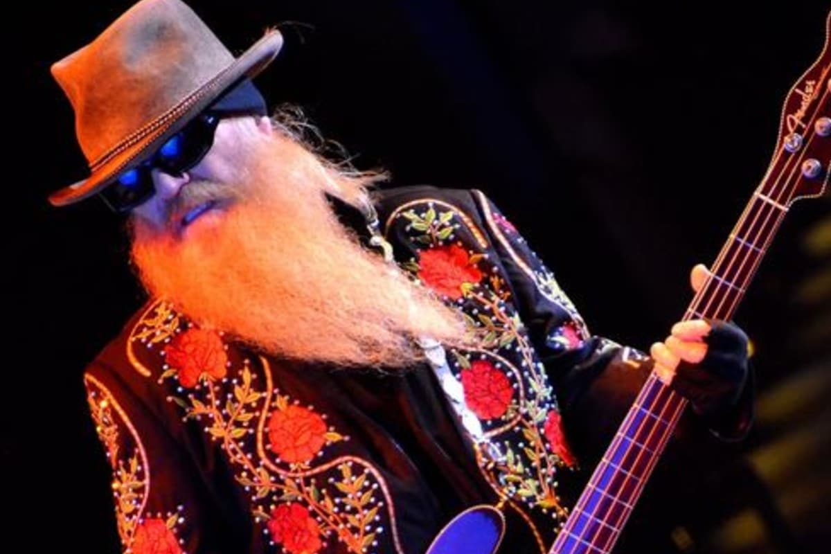 Muere el bajista Dusty Hill