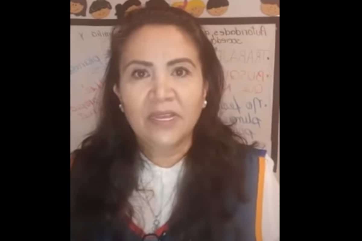 Maestra en San Luis Potosí