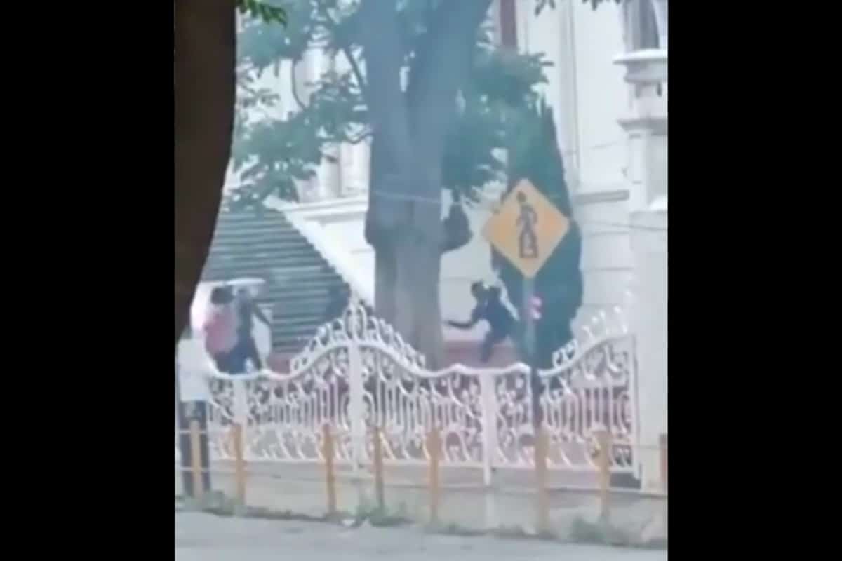 Ataque de porros en la universidad de Oaxaca