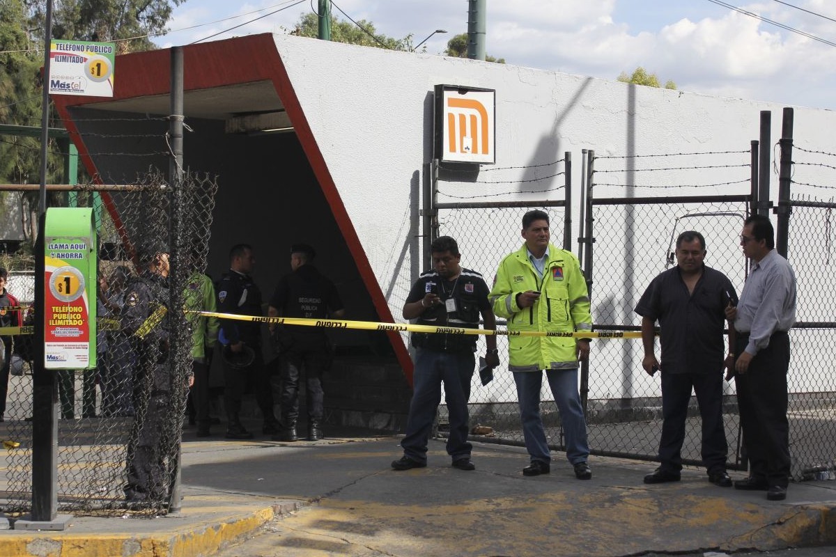 El hombre fue localizado sin vida en las inmediaciones de la estación Potrero del Metro.