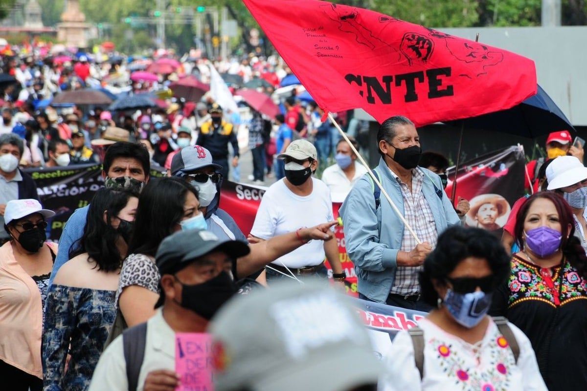 La CNTE subrayó que mantendrá las clases en línea.