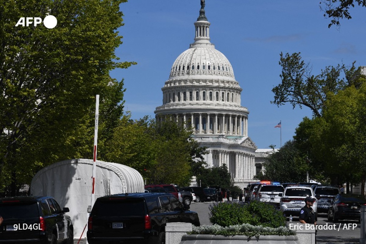 Reporte de bomba en el Capitolio