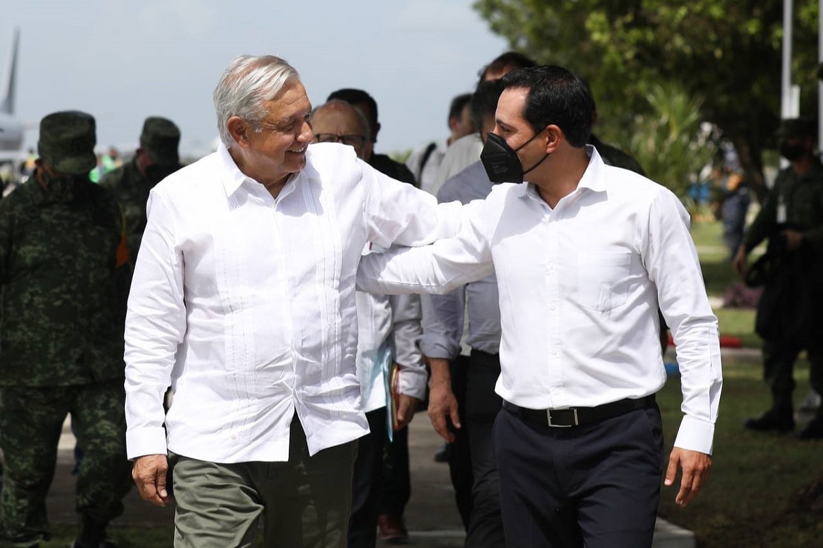 AMLO y Vida Dosal en Yucatán