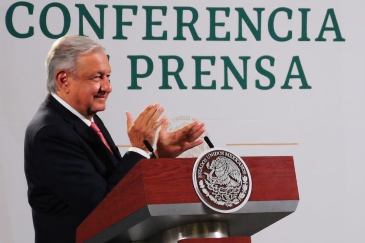 AMLO violó veda electoral durante consulta popular