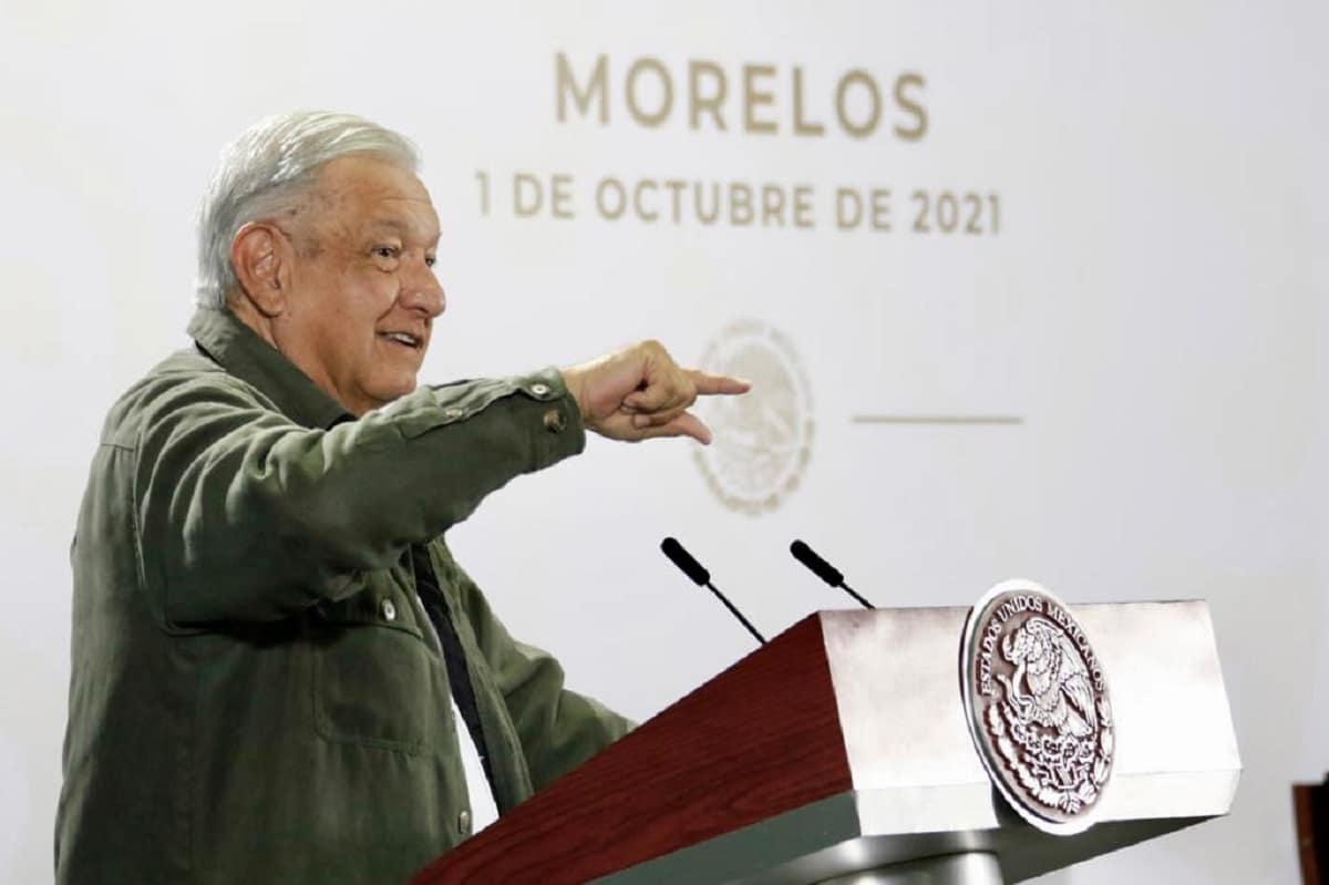 AMLO envía propuesta para reforzar la CFE.